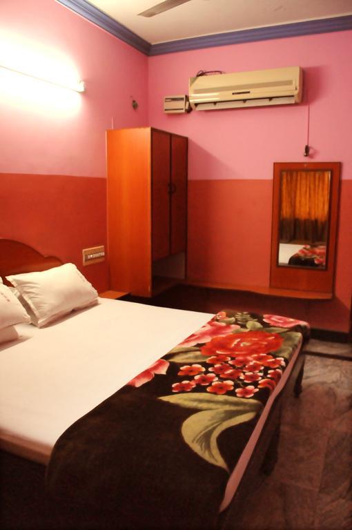 V.K.Residency Hotel Tirupati Exterior photo